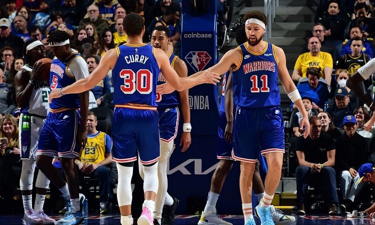 强调现金流 强调现金流