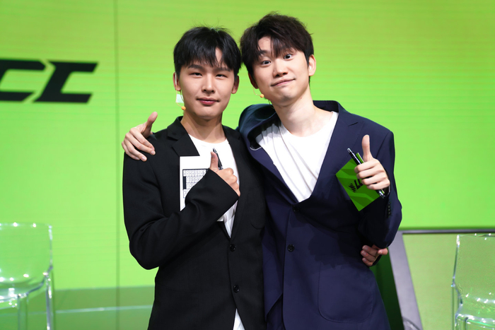 镜头定格在 镜头定格在